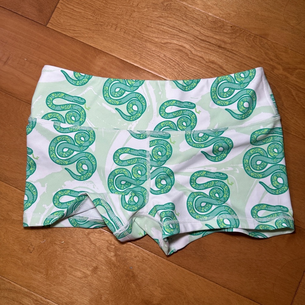 Green Snake Print Women's workout booty shorts